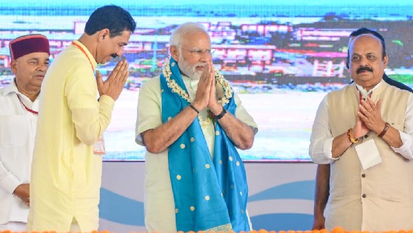  ಕಾರ್ಯಕರ್ತನನ್ನು ತಡೆದ ಪೊಲೀಸರು