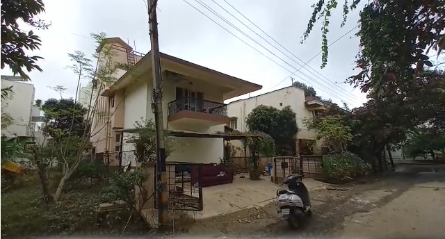Series of house burglaries and looted gold jewellery In Flooded Rainbow Layout