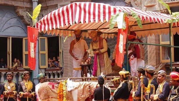  ತಲಕಾಡಿನಲ್ಲಿ ಶಾಪ ನೀಡಿದ ಅಲಮೇಲಮ್ಮ