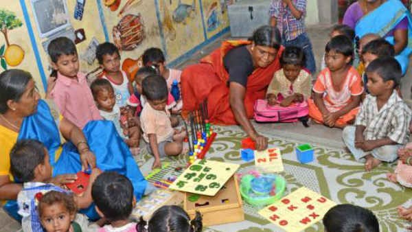 ಹೊಸ ಅಂಗನವಾಡಿ ಕೇಂದ್ರಕ್ಕೆ ಅಧಿಕಾರಿಗಳಿಗೆ ಸೂಚನೆ ಹೊಸ ಅಂಗನವಾಡಿ ಕೇಂದ್ರಕ್ಕೆ ಅಧಿಕಾರಿಗಳಿಗೆ ಸೂಚನೆ