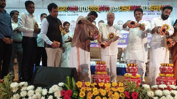 ಕೂಡ್ಲಿಗಿಯಲ್ಲಿ 10ಎಕರೆ ಜಮೀನನ್ನು ಬಡಜನರ ವಸತಿಗಾಗಿ ಮಂಜೂರು 