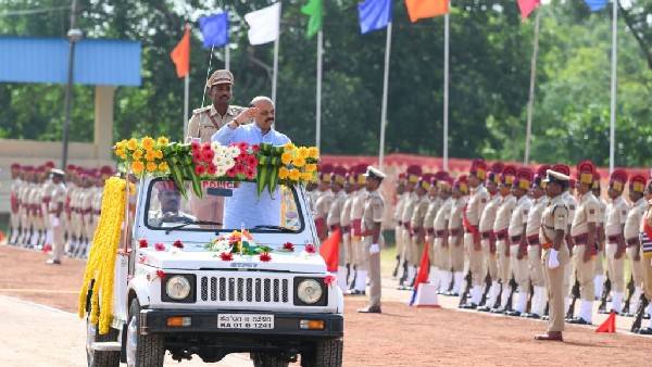 ಬಳ್ಳಾರಿಯಲ್ಲಿ ಜೀನ್ಸ್ ಪಾರ್ಕ್ ಬಳ್ಳಾರಿಯಲ್ಲಿ ಜೀನ್ಸ್ ಪಾರ್ಕ್