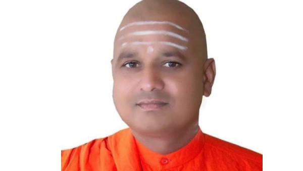 Lingayat Seer Basava Siddalinga Swamy Commits Suicide after Named in a Viral Audio clip 