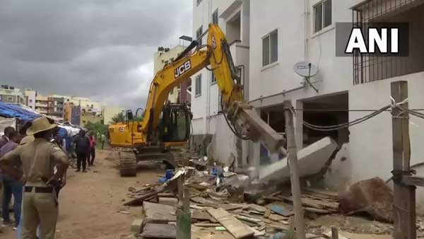 ಅನುಮೋದಿತ ಪ್ಲಾನ್ ಪ್ರಕಾರ ನಿರ್ಮಾಣ 