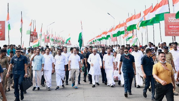 Police high Alert in Gundlupet due to Rahul Gandhi Bharat Jodo yatra Entering the State 