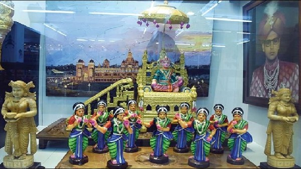 ಬೊಂಬೆ ಮನೆ ಪ್ರದರ್ಶನಕ್ಕೆ ಚಾಲನೆ 