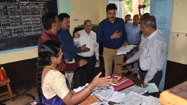  ಹಾನಿಗೊಳಗಾದ ಶಾಲಾ ಕಟ್ಟಡಗಳು