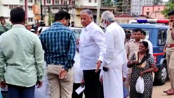 Murugha Mutt sexual assault case: Govt will not interfere in Police investigation: Minister Somanna