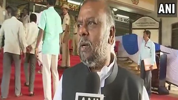 ಸುಳ್ಳುಗಳ ಮೂಲಕ ಜನರನ್ನು ವಂಚಿಸಲು ಸಾಧ್ಯವಿಲ್ಲ 