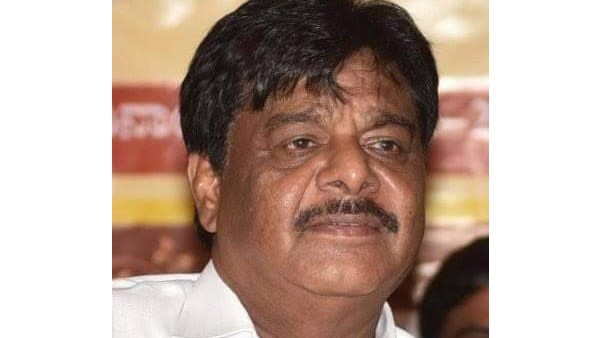 CM Bommai Is Speaking Like Cine Artist, Said Dr. H C Mahadevappa