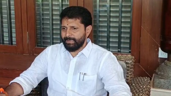 Be careful before talking about RSS; CT Ravi warn to Siddaramaiah