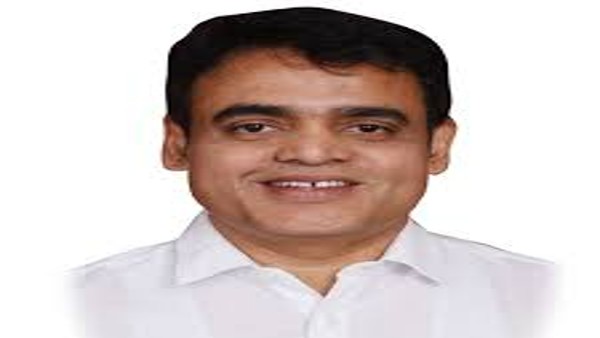 ಖಾಸಗಿ ಕುಟುಂಬ ಒಂದಕ್ಕೆ ಪರಭಾರೆ 