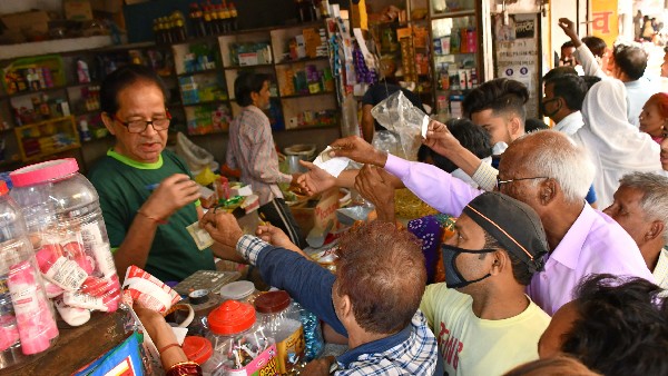 ಜಾಗತಿಕ ಅಂಶಗಳಿಂದ ಜನರಿಗೆ ಬೆಲೆ ಏರಿಕೆ ಬಿಸಿ 