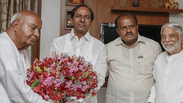 KCR-HDK ಭೇಟಿ ಕುತೂಹಲ ಕೆರಳಿಸಿದ್ದು ಏಕೆ? 