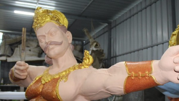 23 ಕಲಾವಿದರಿಂದ ಮಹಾದ್ವಾರ ನಿರ್ಮಾಣ 23 ಕಲಾವಿದರಿಂದ ಮಹಾದ್ವಾರ ನಿರ್ಮಾಣ