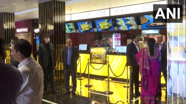 1990ರಲ್ಲಿ ಮುಚ್ಚಲ್ಪಟ್ಟಿದ್ದ ಥಿಯೇಟರ್‌ಗಳು 