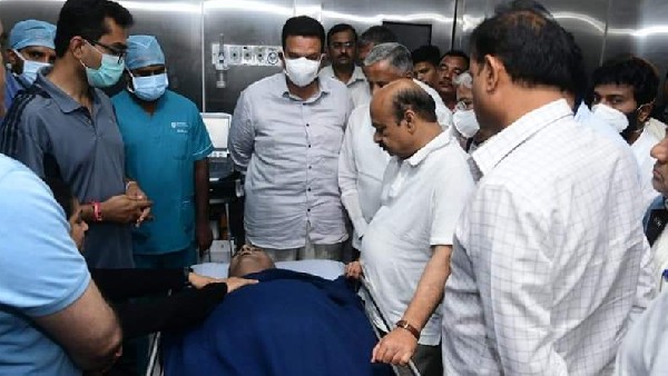 Minister Umesh Katti was cremated as per Veerashaiva Lingayat Tradition Minister Umesh Katti was cremated as per Veerashaiva Lingayat Tradition