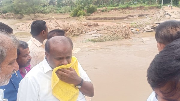  ಪ್ರತಾಪ್‌ ಸಿಂಹ ವಿರುದ್ಧ ಹೆಚ್‌ಡಿಕೆ ವಾಗ್ದಾಳಿ