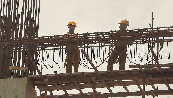 ಯಾರು ಪಾಸುಗಳನ್ನು ಪಡೆಯಬಹುದು?