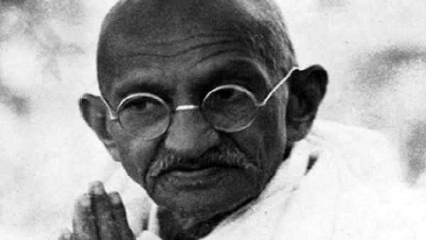 ಆಶಾ ಭೋಂಸ್ಲೆ, ಅಭಿ ಭಟ್ಟಾಚಾರ್ಯ ಮತ್ತು ಮೊಹಮ್ಮದ್ ರಫಿ ಹಾಡುಗಳು