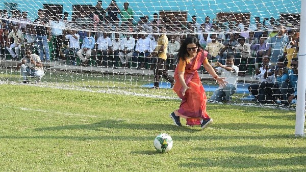 Trinamool Congress MP Mahua Moitra Plays Football Wearing Saree Trinamool Congress MP Mahua Moitra Plays Football Wearing Saree