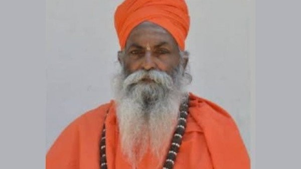  ಹೆಬ್ಬಾಳ ಶಾಖಾ ಮಠದ ಹಿರಿಯ ಸ್ವಾಮೀಜಿಗಳಾದ ಮಹಾಂತ ರುದ್ರಸ್ವಾಮೀಜಿ