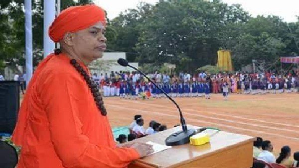 Lookout notice issued against murugha mutt shree