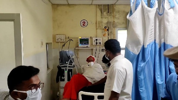 Shivamurthy Murugha Sharanaru Shifted to ICU after his Health Condition Critical Shivamurthy Murugha Sharanaru Shifted to ICU after his Health Condition Critical