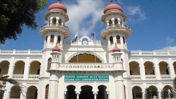  ಮೊದಲ ಬಾರಿಗೆ ಕೆಲವರಿಂದ ಮತ