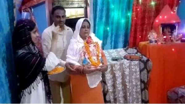 Mufti Has Issued A Fatwa Against Bjp Muslim Leader For Installing Ganesh Idol At Her House Mufti Has Issued A Fatwa Against Bjp Muslim Leader For Installing Ganesh Idol At Her House