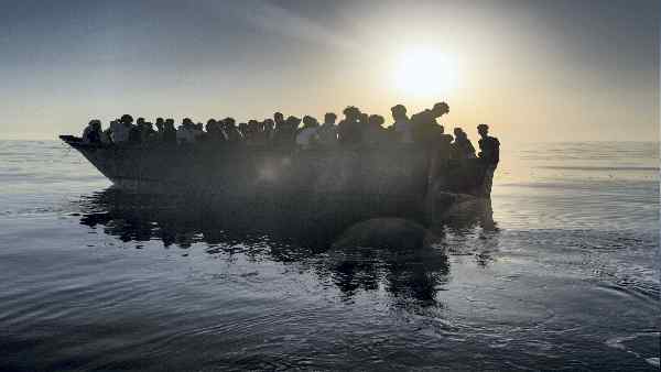 ಭೂಮಿಯ ಒಳಭಾಗದದಲ್ಲಿ ನೀರಿನಿಂದ ತುಂಬಿದ ಬಂಡೆಗಳು 
