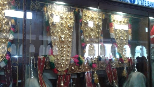 ಗಾದಿ, ನಮ್ದಾ ತಯಾರಿ ಜಾಣ್ಮೆಯ ಕೆಲಸ