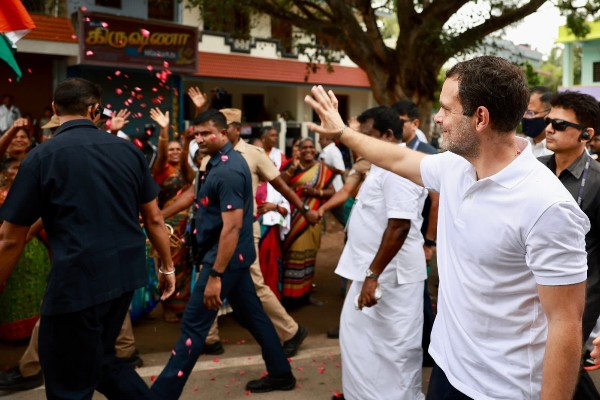 50,000 ನಾಗರಿಕರು ಯಾತ್ರೆಯಲ್ಲಿ ಭಾಗಿ