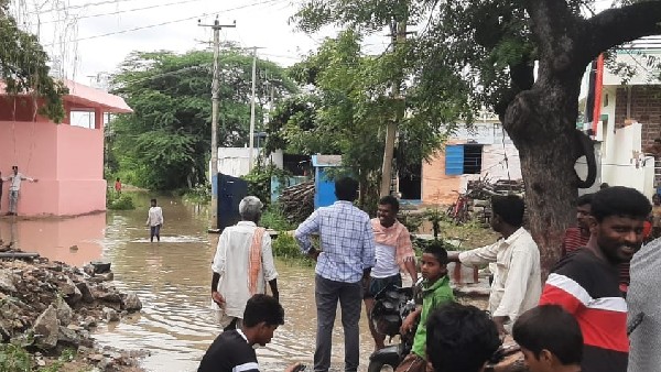  ನಗರದ ರಸ್ತೆಗಳೆಲ್ಲ ಗುಂಡಿಮಯ