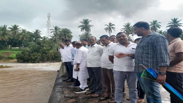 How BJP leaders dancing on Janotsava programme, DK Suresh questioned 