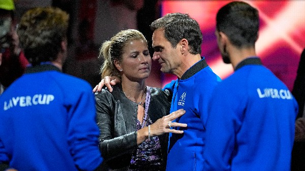 ಅಂತಿಮ ಪಂದ್ಯದಲ್ಲಿ ರೋಜರ್ ಫೆಡರರ್-ನಡಾಲ್ ಭಾವುಕ ಅಂತಿಮ ಪಂದ್ಯದಲ್ಲಿ ರೋಜರ್ ಫೆಡರರ್-ನಡಾಲ್ ಭಾವುಕ