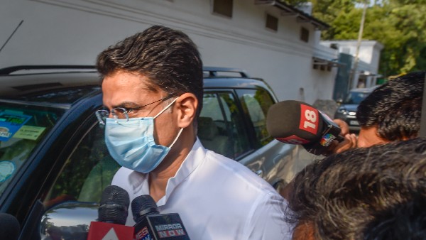 ಸೋನಿಯಾ ಗಾಂಧಿ ನಿರ್ಧಾರಕ್ಕೆ ಬದ್ಧ ಎಂದ ಗೆಹ್ಲೋಟ್ ಸೋನಿಯಾ ಗಾಂಧಿ ನಿರ್ಧಾರಕ್ಕೆ ಬದ್ಧ ಎಂದ ಗೆಹ್ಲೋಟ್