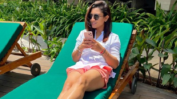 Indian Women Cricketer Taniyaa Bhatia Claims She Was Robbed in London Indian Women Cricketer Taniyaa Bhatia Claims She Was Robbed in London