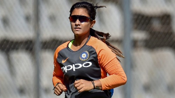 Indian Women Cricketer Taniyaa Bhatia Claims She Was Robbed in London Indian Women Cricketer Taniyaa Bhatia Claims She Was Robbed in London