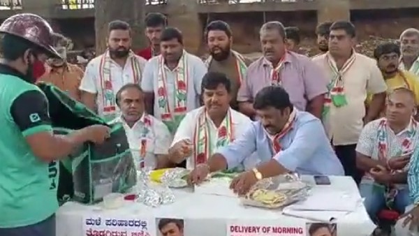 ಯಾವುದೇ ಚಿಂತೆಯಿಲ್ಲದೆ ಮಸಲೆ ದೋಸೆ ತಿಂತಾರೆ 