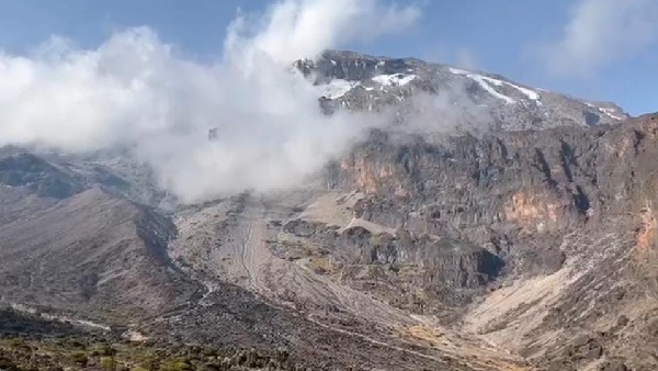 ಕೊನೆಗೂ ಕಂಡ ಕನಸ್ಸಿನಂತೆ ಸಾಧನೆ ಕೊನೆಗೂ ಕಂಡ ಕನಸ್ಸಿನಂತೆ ಸಾಧನೆ