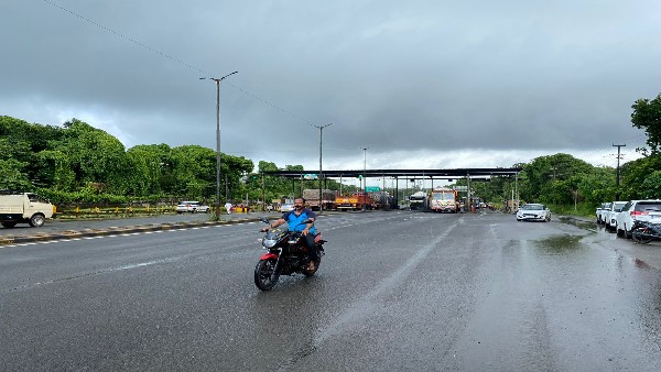 31 workers of Suratkal toll gate will given employment: Pratibha Kulai