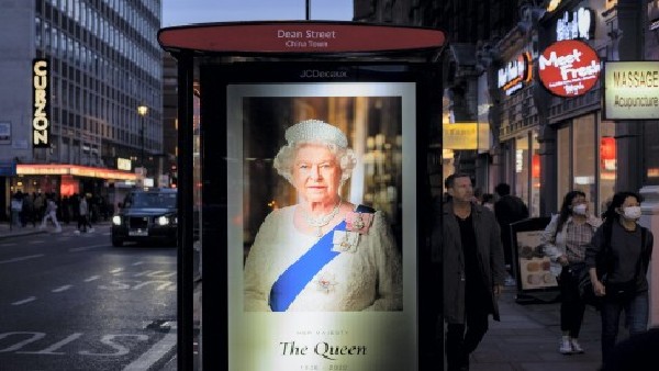 10 ದಿನಗಳ ರಾಷ್ಟ್ರೀಯ ಶೋಕಾಚರಣೆ 