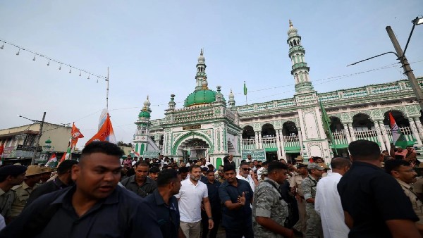 Bharat Jodo Yatra: Rahul Gandhi visits monastery, mosque, church in one day Bharat Jodo Yatra: Rahul Gandhi visits monastery, mosque, church in one day