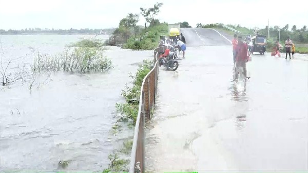  ನಾಲ್ಕು ದಶಕಗಳ ನಂತರ ತುಂಬಿದ ಅಣಜಿ ಕೆರೆ 