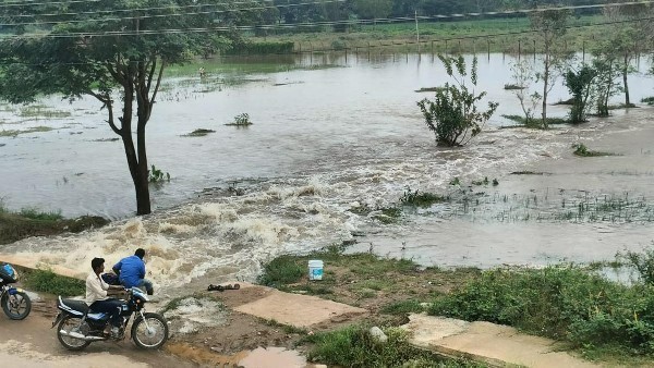 ಕೆಲ ಸಮಯ ಮೈಸೂರು-ಬೆಂಗಳೂರು ಹೆದ್ದಾರಿ ಸಂಚಾರ ಬಂದ್ ಕೆಲ ಸಮಯ ಮೈಸೂರು-ಬೆಂಗಳೂರು ಹೆದ್ದಾರಿ ಸಂಚಾರ ಬಂದ್