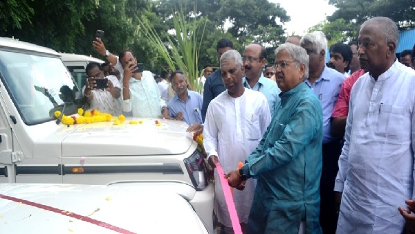 Minister Govind karjol Lashes Out At congress