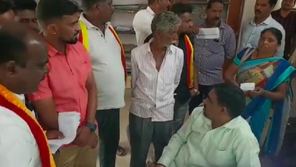 Belur; double amount charged for making aadhar card; public outrage 