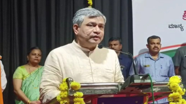 ಕಲೆ, ಶಿಕ್ಷಣದಿಂದ ಸವಾಯಿ ಗಂಧರ್ವರು ಪರಿಪೂರ್ಣರು 