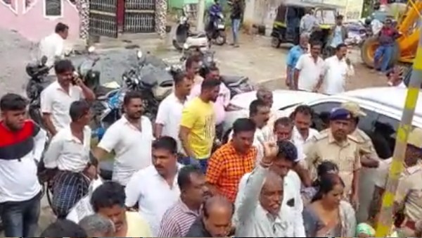 ಸಿಪಿವೈ ಬೆಂಬಲಿಗರ ವಿರುದ್ಧ ದೂರು 